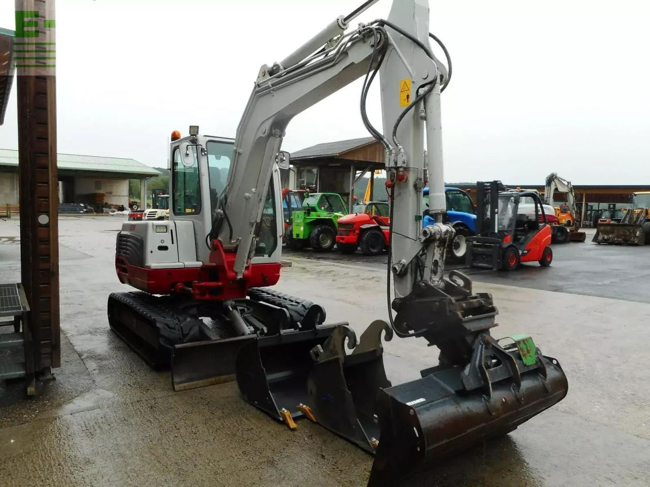 Takeuchi tb 250 ( 4.965kg ) hydr. sw + 2 löffel + alle le - Mini excavator: picture 5 Takeuchi tb 250 ( 4.965kg ) hydr. sw + 2 löffel + alle le - Mini excavator: picture 5