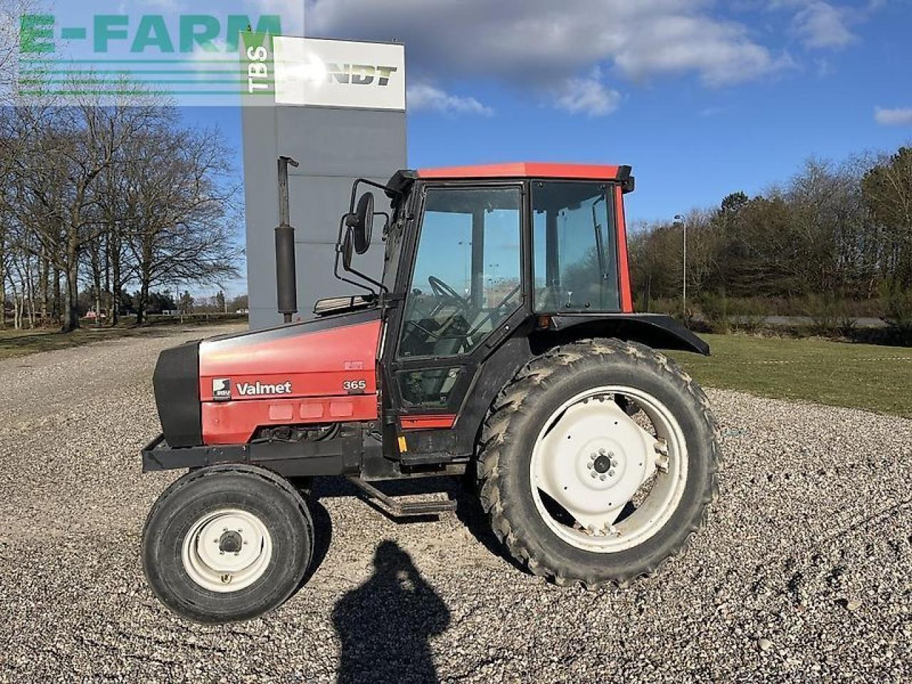 Valmet 365 - Farm tractor: picture 1 Valmet 365 - Farm tractor: picture 1