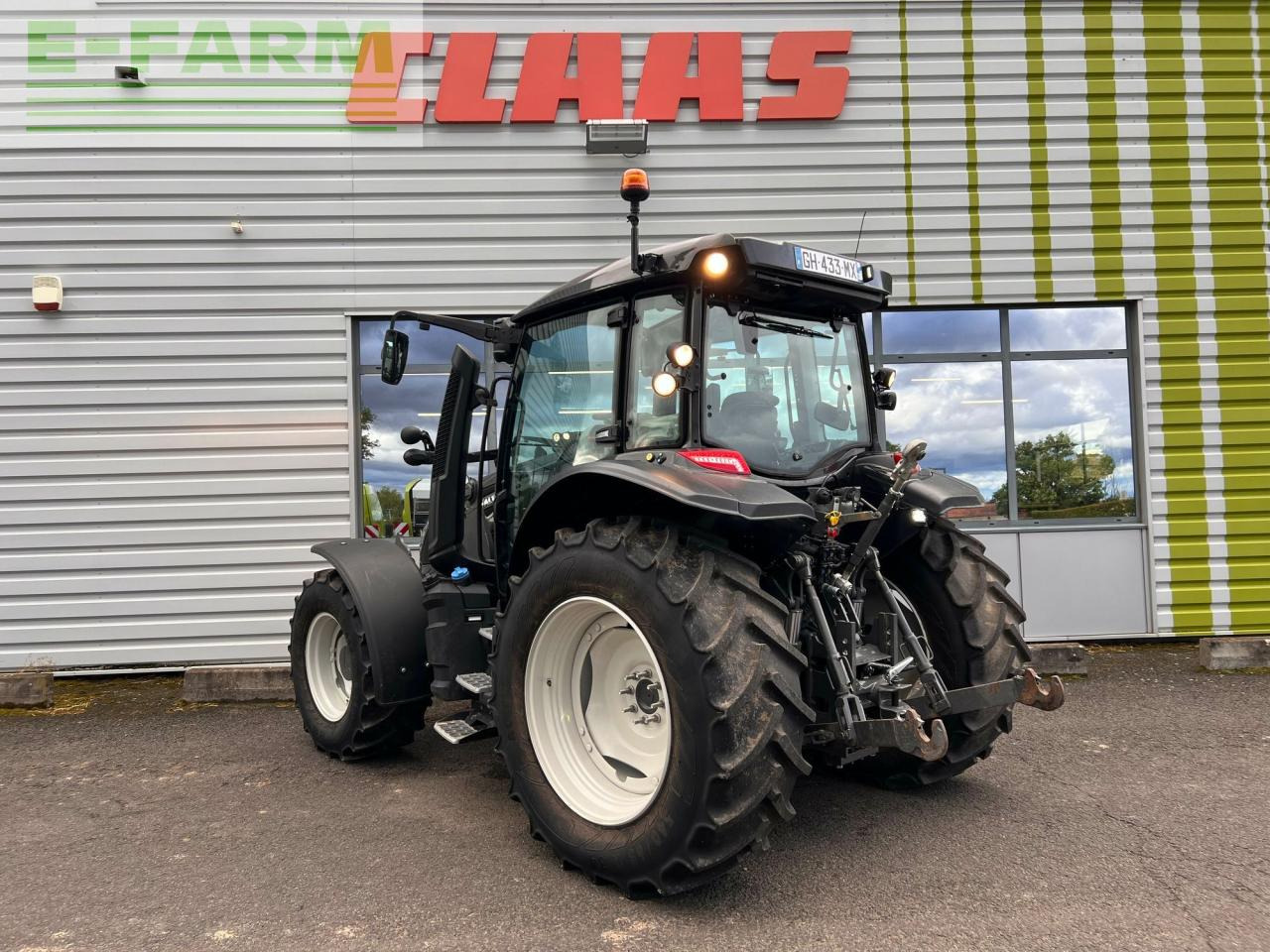 Valtra g 105 - Farm tractor: picture 5 Valtra g 105 - Farm tractor: picture 5