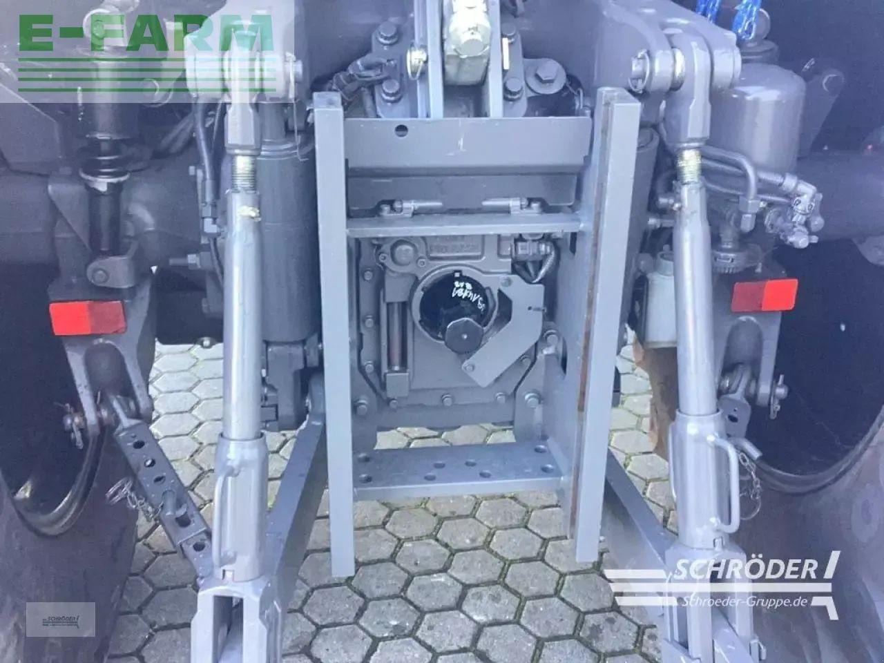 Farm tractor Valtra g 135 a: picture 12