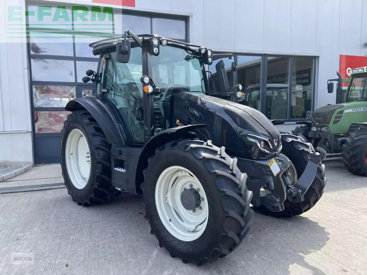 Valtra g105 hitech HiTech - Farm tractor: picture 3 Valtra g105 hitech HiTech - Farm tractor: picture 3