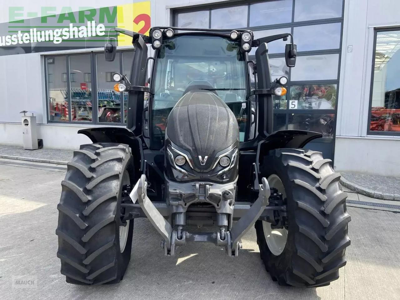Valtra g105 hitech HiTech - Farm tractor: picture 2 Valtra g105 hitech HiTech - Farm tractor: picture 2
