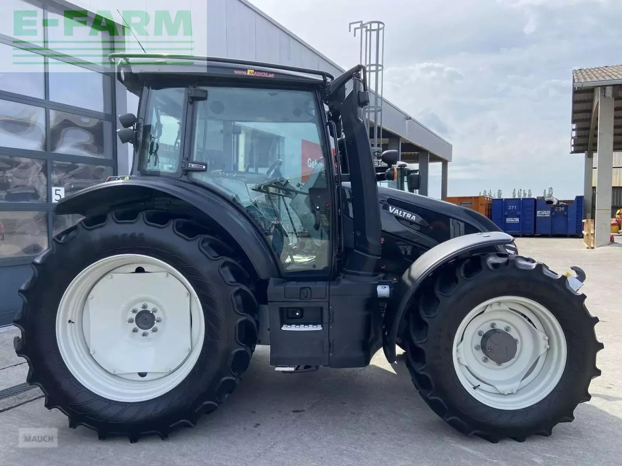 Valtra g105 hitech HiTech - Farm tractor: picture 4 Valtra g105 hitech HiTech - Farm tractor: picture 4
