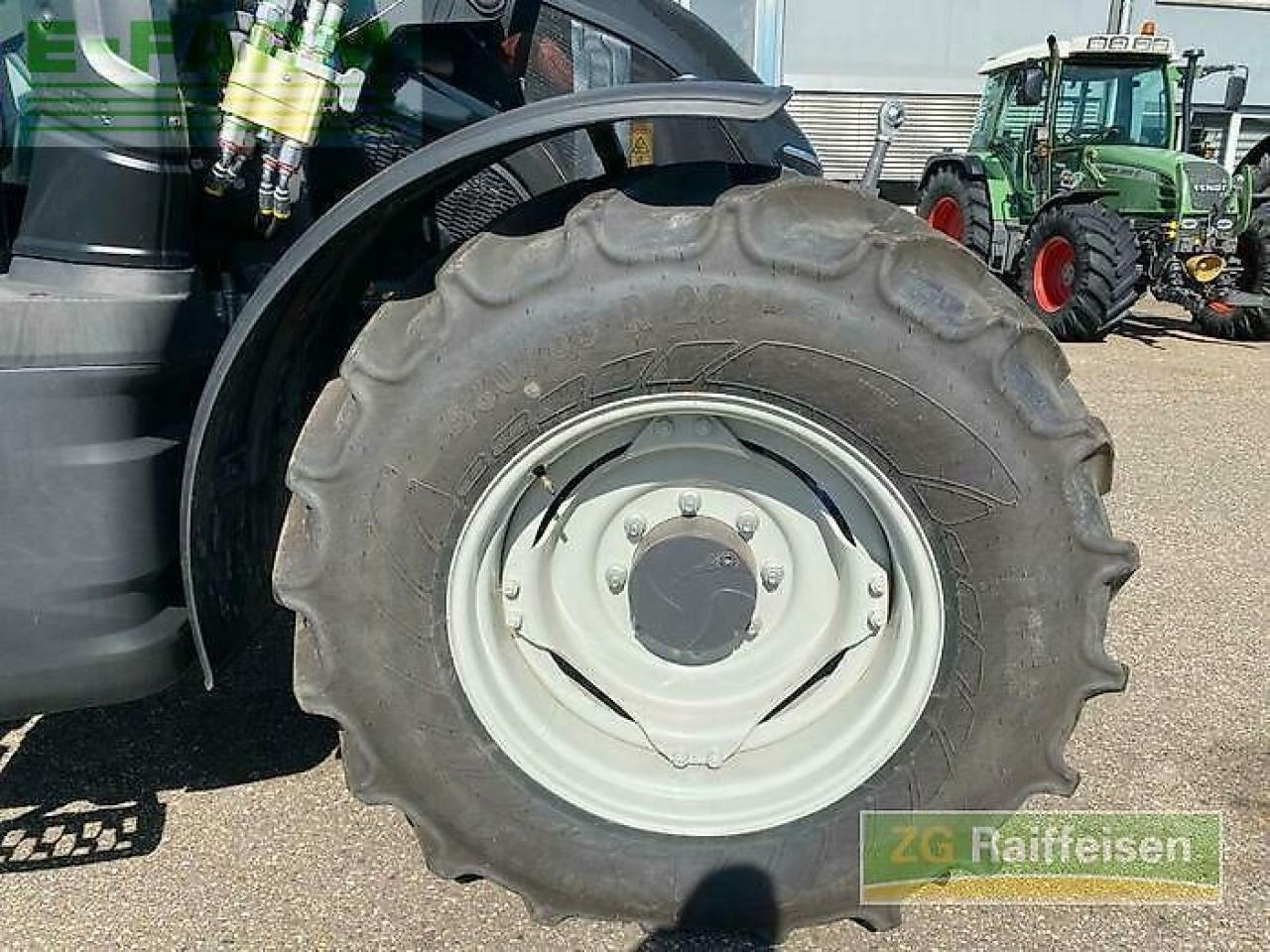 Farm tractor Valtra g135v 1b9: picture 11