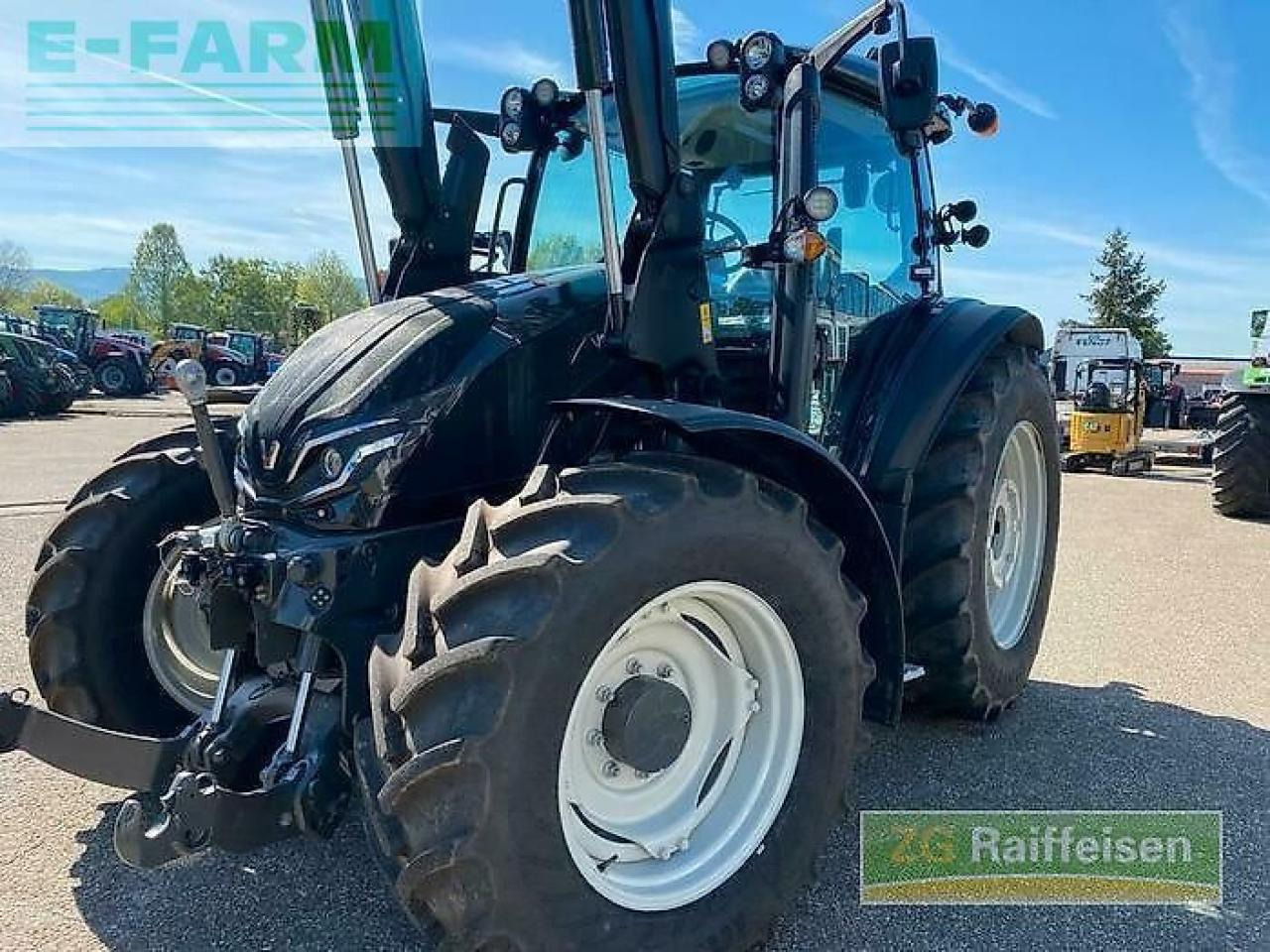 Valtra g135v 1b9 - Farm tractor: picture 4 Valtra g135v 1b9 - Farm tractor: picture 4