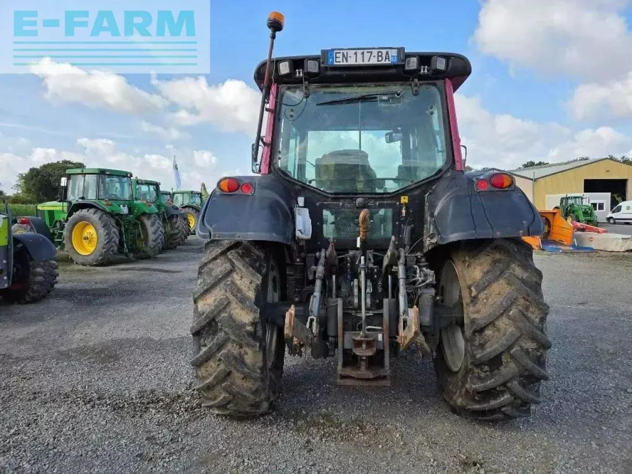 Valtra n103 - Farm tractor: picture 3 Valtra n103 - Farm tractor: picture 3