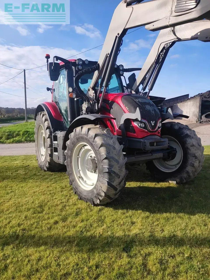 Valtra n135 h - Farm tractor: picture 2 Valtra n135 h - Farm tractor: picture 2