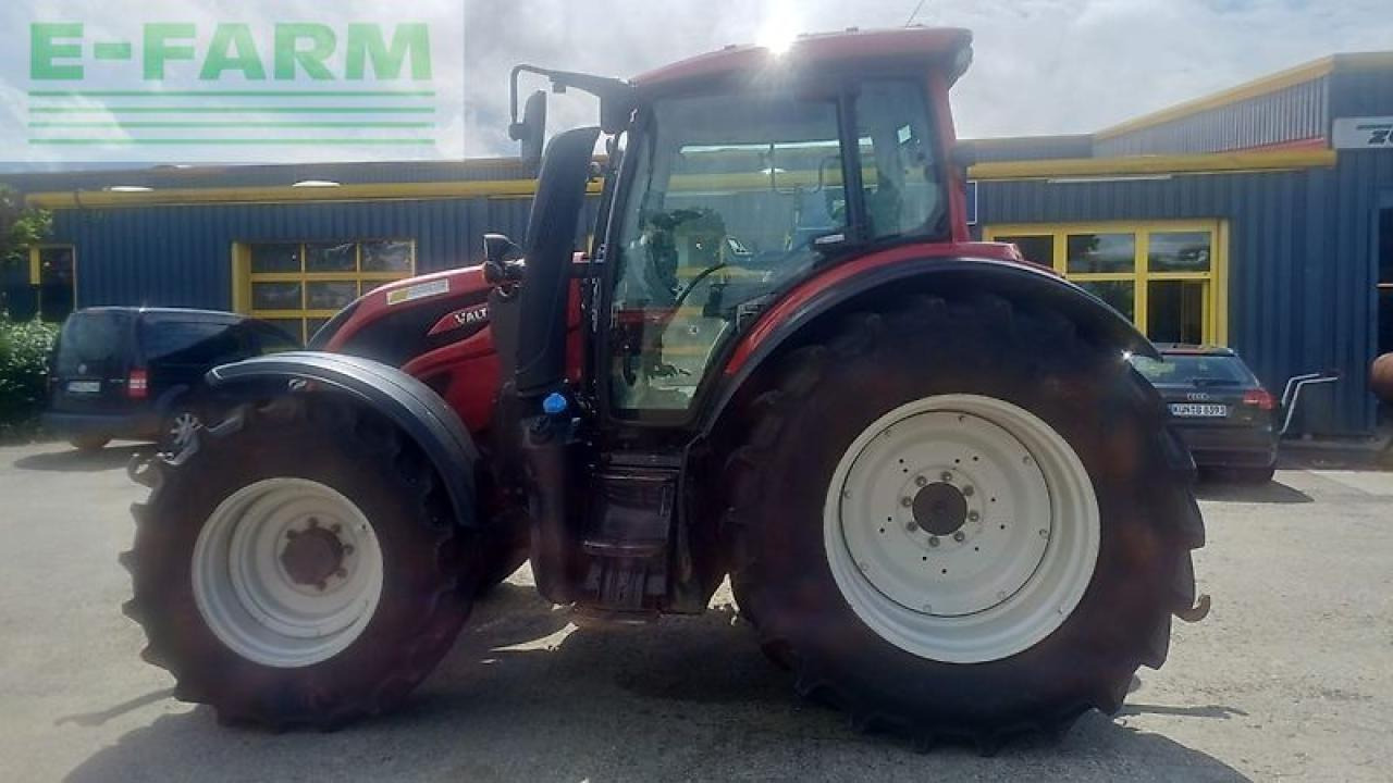 Valtra n174 - Farm tractor: picture 2 Valtra n174 - Farm tractor: picture 2