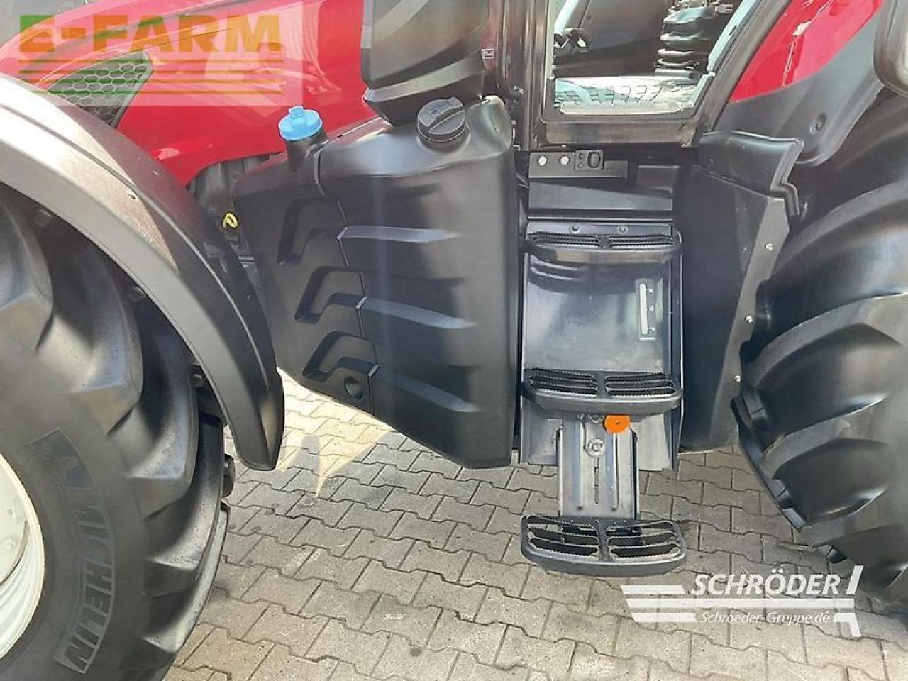 Farm tractor Valtra t 235 a: picture 11 Farm tractor Valtra t 235 a: picture 11