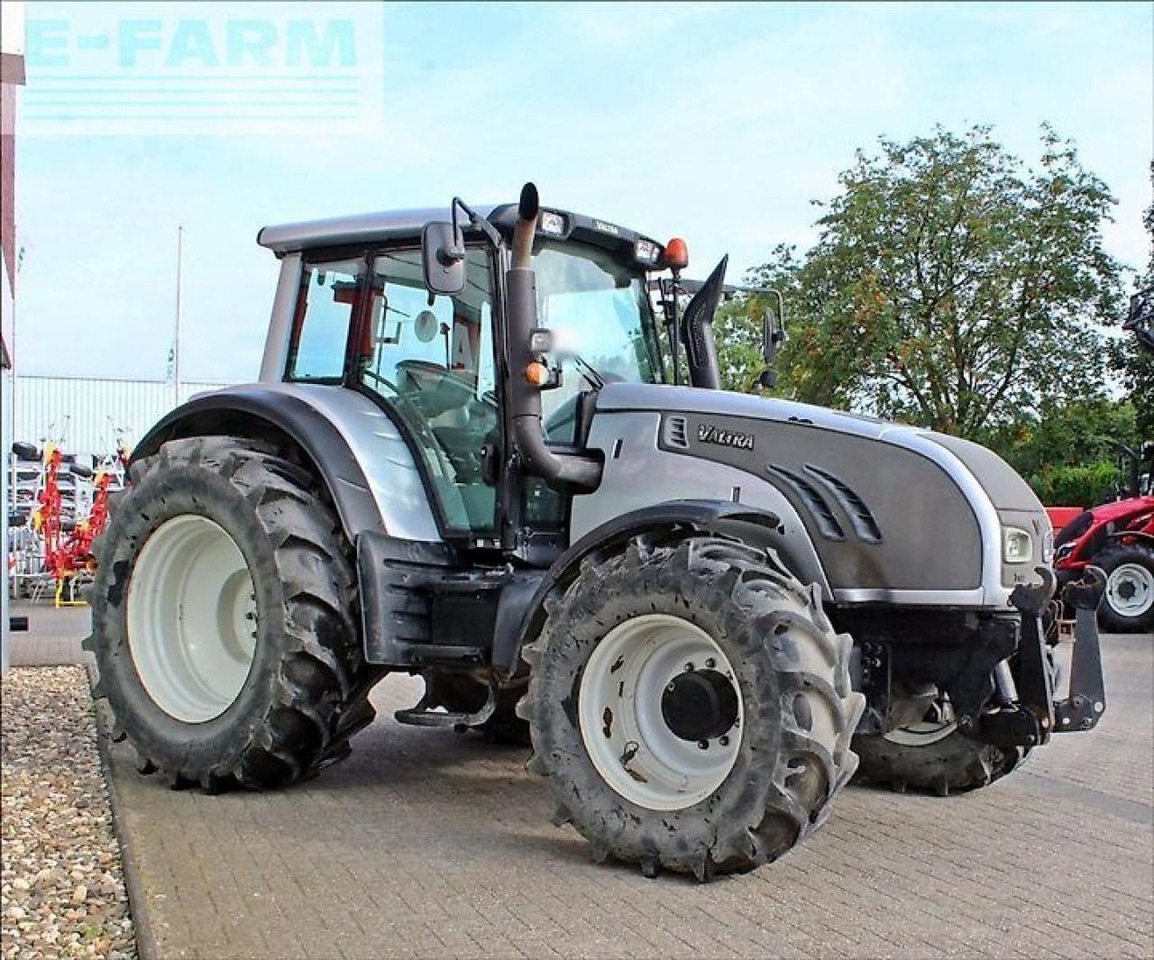Valtra t132 versu Versu - Farm tractor: picture 4 Valtra t132 versu Versu - Farm tractor: picture 4