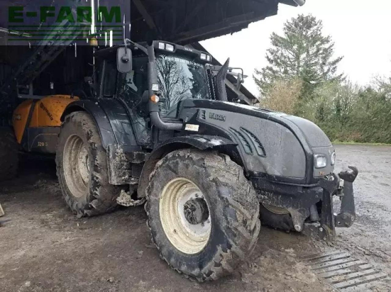 Valtra t172 - Farm tractor: picture 2 Valtra t172 - Farm tractor: picture 2