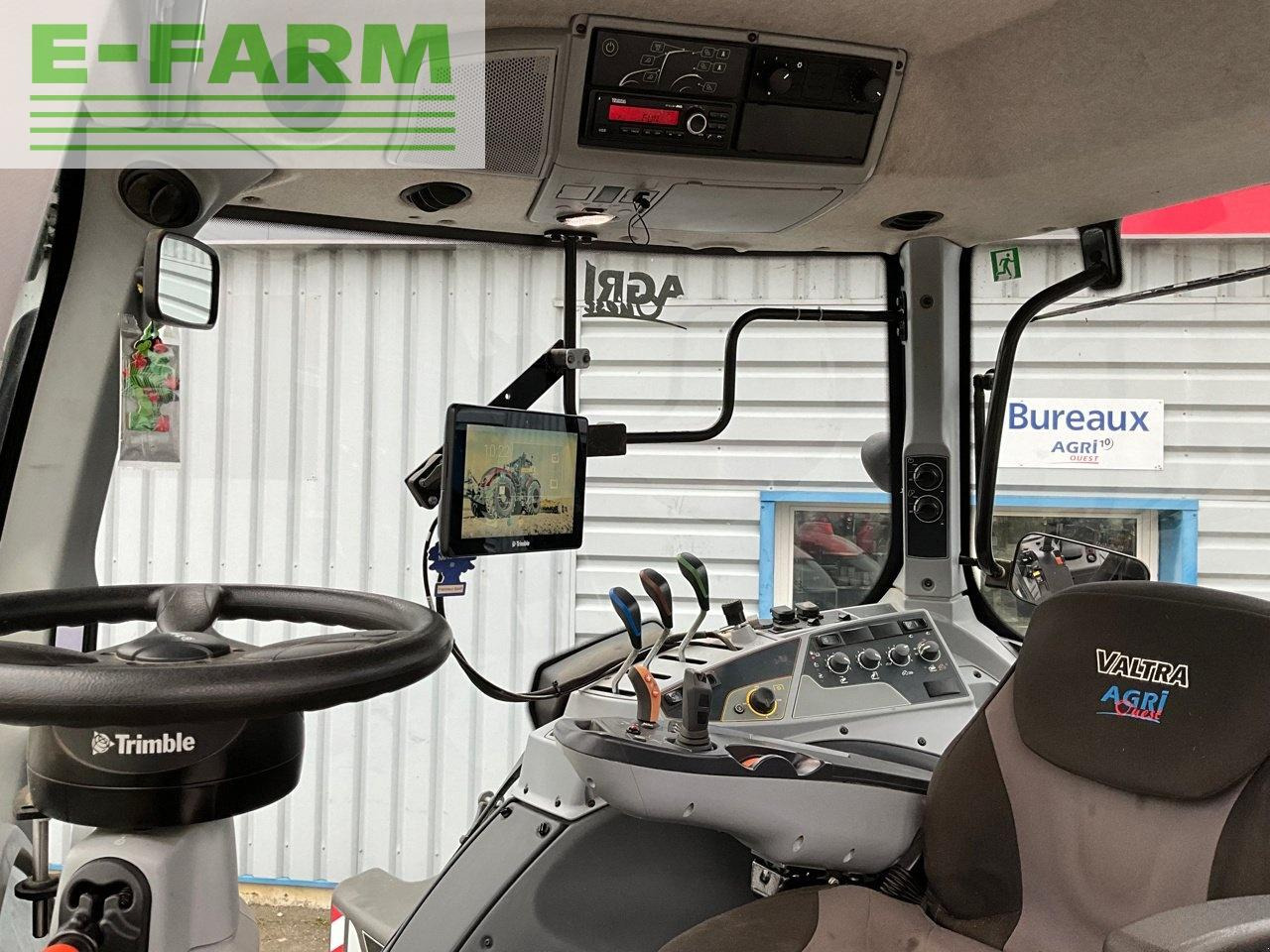 Farm tractor Valtra t174ea: picture 8
