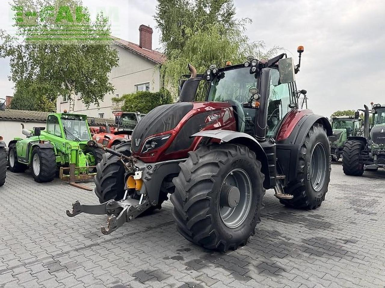 Valtra t234 versu smarttouch Versu - Farm tractor: picture 1 Valtra t234 versu smarttouch Versu - Farm tractor: picture 1