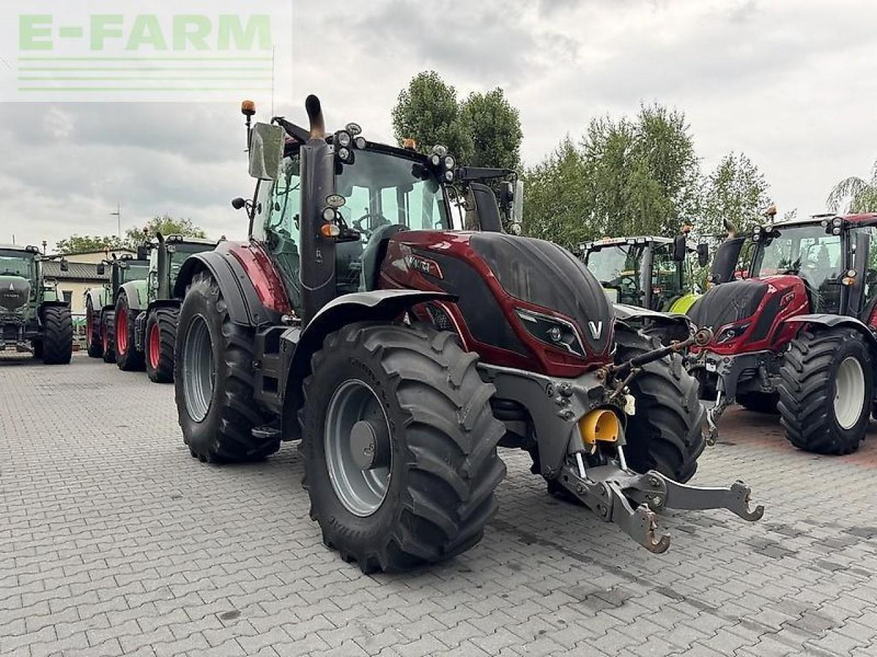 Valtra t234 versu smarttouch Versu - Farm tractor: picture 3 Valtra t234 versu smarttouch Versu - Farm tractor: picture 3