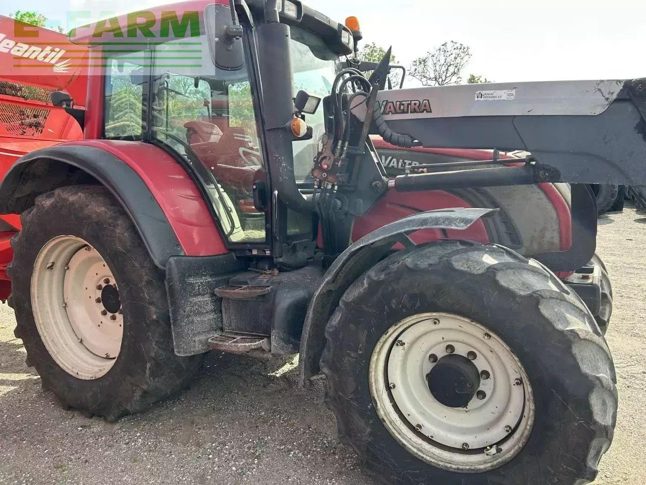 Valtra valtra n 143 - Farm tractor: picture 1 Valtra valtra n 143 - Farm tractor: picture 1