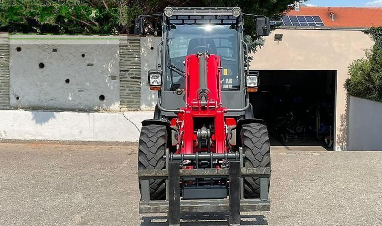 Weidemann 2070 cx80 t - Wheel loader: picture 2 Weidemann 2070 cx80 t - Wheel loader: picture 2