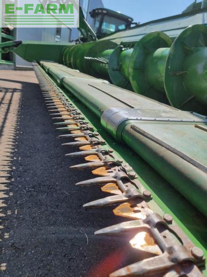 Zürn premiumflow 725pf (6,7 m) - Grain header: picture 5 Zürn premiumflow 725pf (6,7 m) - Grain header: picture 5