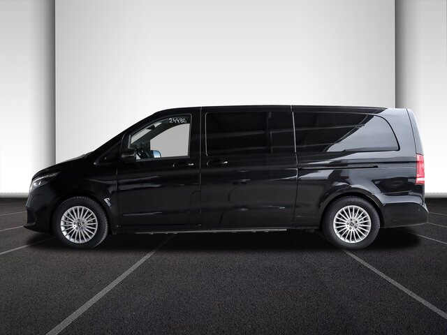 MERCEDES-BENZ EQV 300 Extralang,Rollstulrampe,2xel.Schiebetür - Passenger van, Electric van: picture 5 MERCEDES-BENZ EQV 300 Extralang,Rollstulrampe,2xel.Schiebetür - Passenger van, Electric van: picture 5