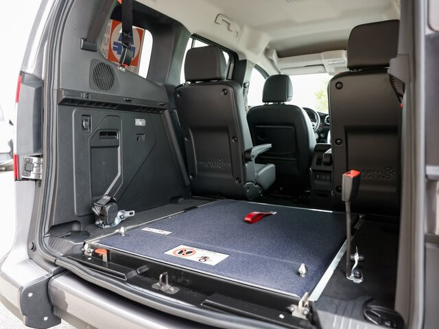 Passenger van MERCEDES-BENZ T 180 Progressive,AMF Rollstuhlrampe,LED,Navi: picture 21