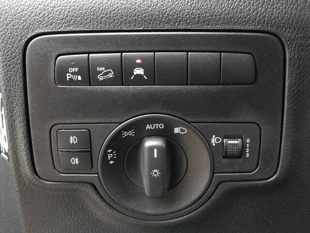 Passenger van MERCEDES-BENZ V 220 Marco Polo Activity Edition,Allrad,AHK: picture 11