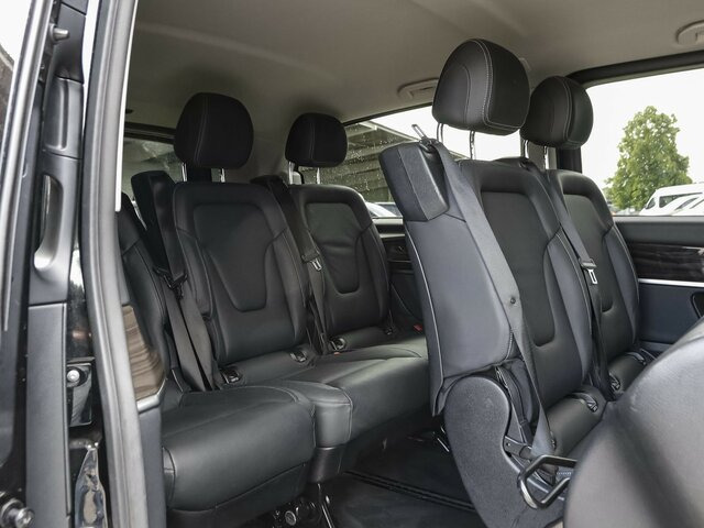MERCEDES-BENZ V 300 Avantgarde Extralang,2xSchiebetür elektr. - Minibus, Passenger van: picture 5 MERCEDES-BENZ V 300 Avantgarde Extralang,2xSchiebetür elektr. - Minibus, Passenger van: picture 5