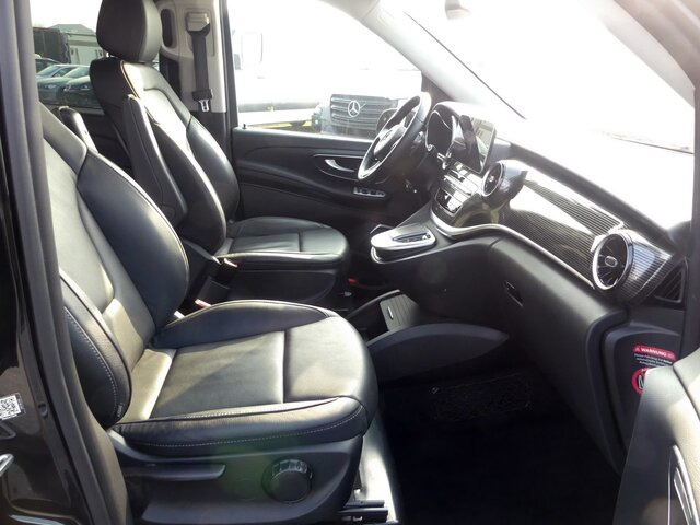 MERCEDES-BENZ V 300 Edition Extralang,2xSchiebetür el.,8Sitzer... - Passenger van: picture 3 MERCEDES-BENZ V 300 Edition Extralang,2xSchiebetür el.,8Sitzer... - Passenger van: picture 3