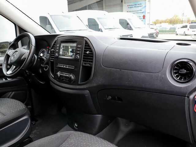 MERCEDES-BENZ Vito 114 TourerPro,Extralang,8Sitzer,Automatik... - Passenger van: picture 4 MERCEDES-BENZ Vito 114 TourerPro,Extralang,8Sitzer,Automatik... - Passenger van: picture 4