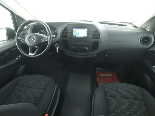 MERCEDES-BENZ Vito 114 TourerPro,Extralang,8Sitzer,Automatik... - Passenger van: picture 2 MERCEDES-BENZ Vito 114 TourerPro,Extralang,8Sitzer,Automatik... - Passenger van: picture 2