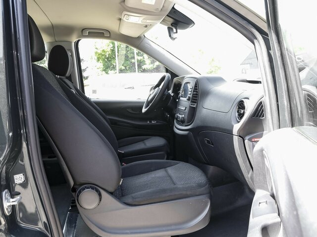 MERCEDES-BENZ Vito 114 TourerPro,lang,Automatik,8Sitze,Kamera - Passenger van: picture 2 MERCEDES-BENZ Vito 114 TourerPro,lang,Automatik,8Sitze,Kamera - Passenger van: picture 2