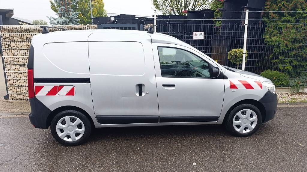 Dacia Dokker Transporter, Kastenwagen, Werkstattschränke - Small van: picture 5 Dacia Dokker Transporter, Kastenwagen, Werkstattschränke - Small van: picture 5