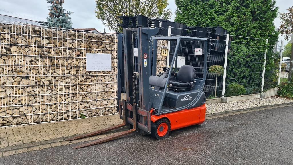 Electric forklift Linde E 14-02, Tripplex bis 4,5 m, Hubkraft 1.400 kg: picture 12