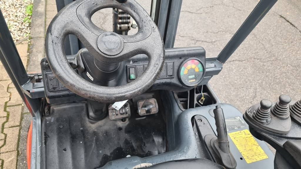 Electric forklift Linde E 14-02, Tripplex bis 4,5 m, Hubkraft 1.400 kg: picture 8