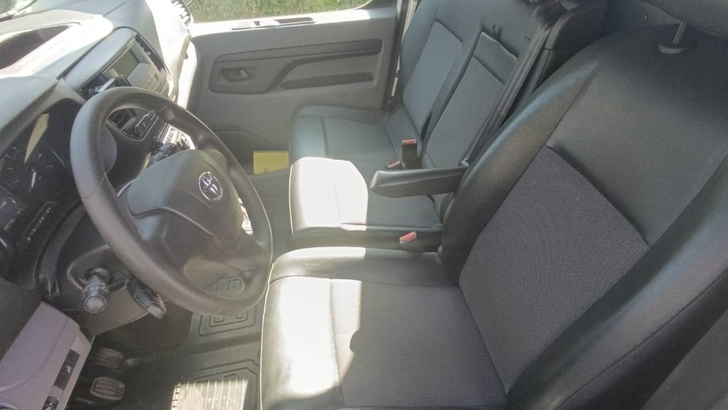 Box van Toyota Proace 1.6 D, Transporter Kasten Schiebetür Klima: picture 15 Box van Toyota Proace 1.6 D, Transporter Kasten Schiebetür Klima: picture 15