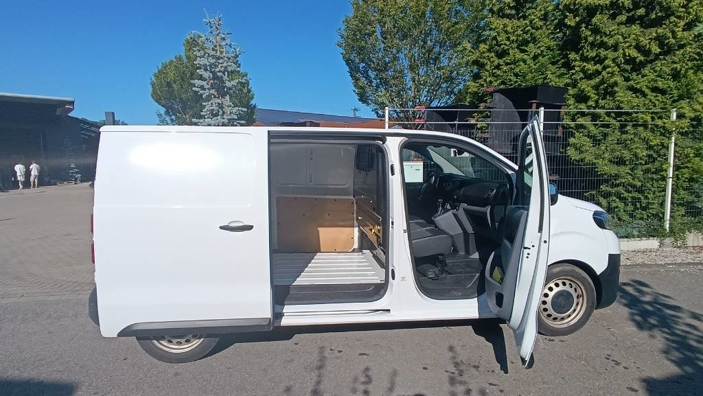 Box van Toyota Proace 1.6 D, Transporter Kasten Schiebetür Klima: picture 12 Box van Toyota Proace 1.6 D, Transporter Kasten Schiebetür Klima: picture 12