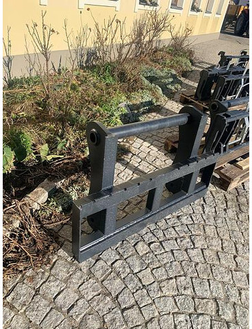 Big Palettengabel 2 t mit Bobcat Teleskoplader Aufnahme - Forks for Material handling equipment: picture 3 Big Palettengabel 2 t mit Bobcat Teleskoplader Aufnahme - Forks for Material handling equipment: picture 3
