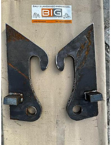 Big Anschweißhaken / Anschweißset / Koppelhaken JCB 520-50 Aufnahme - Spare parts: picture 1 Big Anschweißhaken / Anschweißset / Koppelhaken JCB 520-50 Aufnahme - Spare parts: picture 1