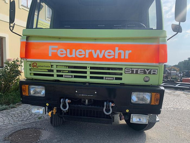Steyr 15S31 4x4 Feuerwehrfahrzeug - Fire truck: picture 5 Steyr 15S31 4x4 Feuerwehrfahrzeug - Fire truck: picture 5