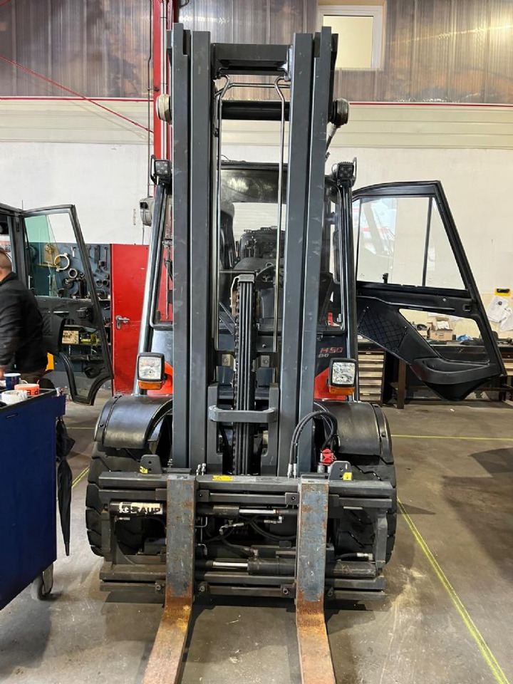 Linde H50D-02 - Diesel forklift: picture 4 Linde H50D-02 - Diesel forklift: picture 4