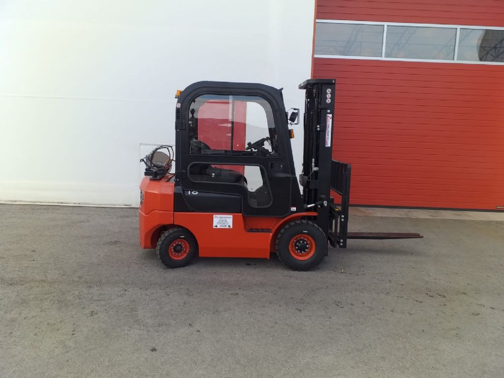 Reddot CPQD18T8 - Forklift: picture 1 Reddot CPQD18T8 - Forklift: picture 1