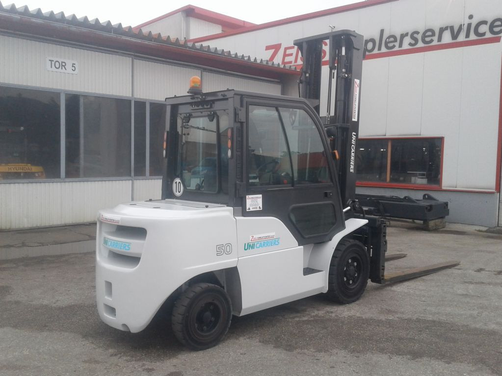UniCarriers DG1F4A50Q - Diesel forklift: picture 1 UniCarriers DG1F4A50Q - Diesel forklift: picture 1