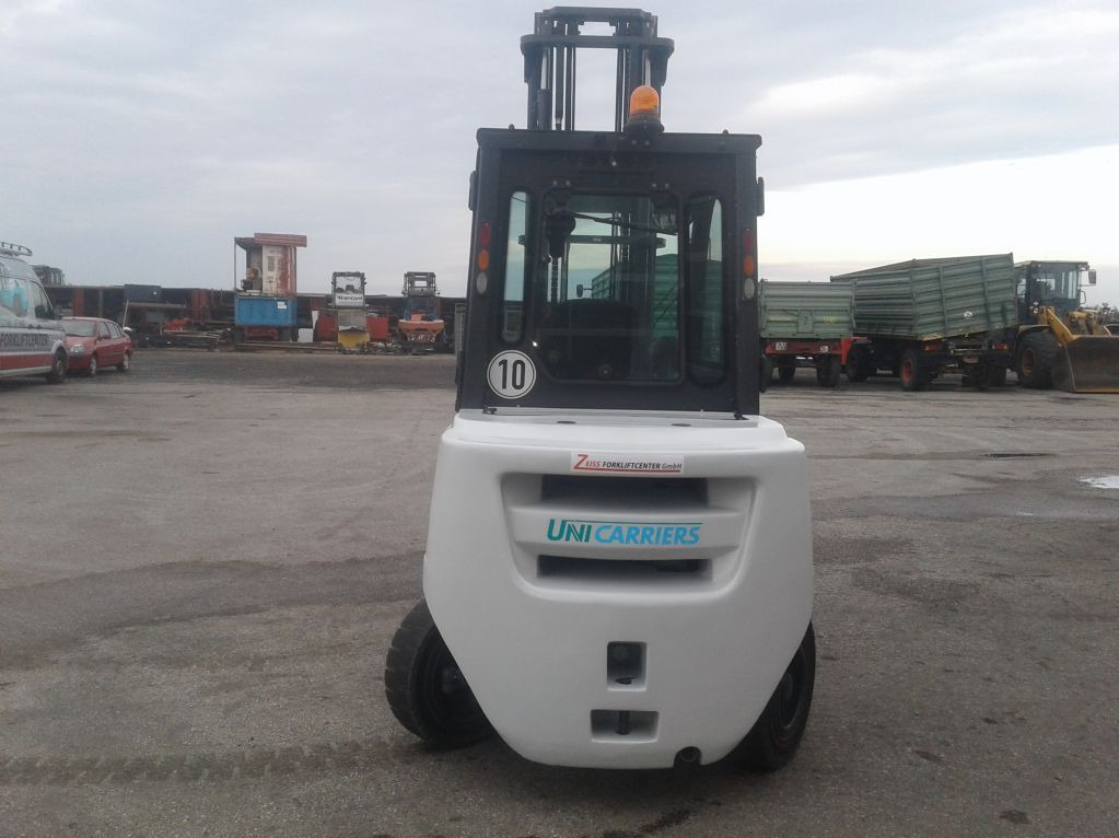 UniCarriers DG1F4A50Q - Diesel forklift: picture 5 UniCarriers DG1F4A50Q - Diesel forklift: picture 5