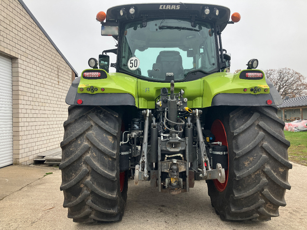 CLAAS Arion 550 - Farm tractor: picture 2 CLAAS Arion 550 - Farm tractor: picture 2