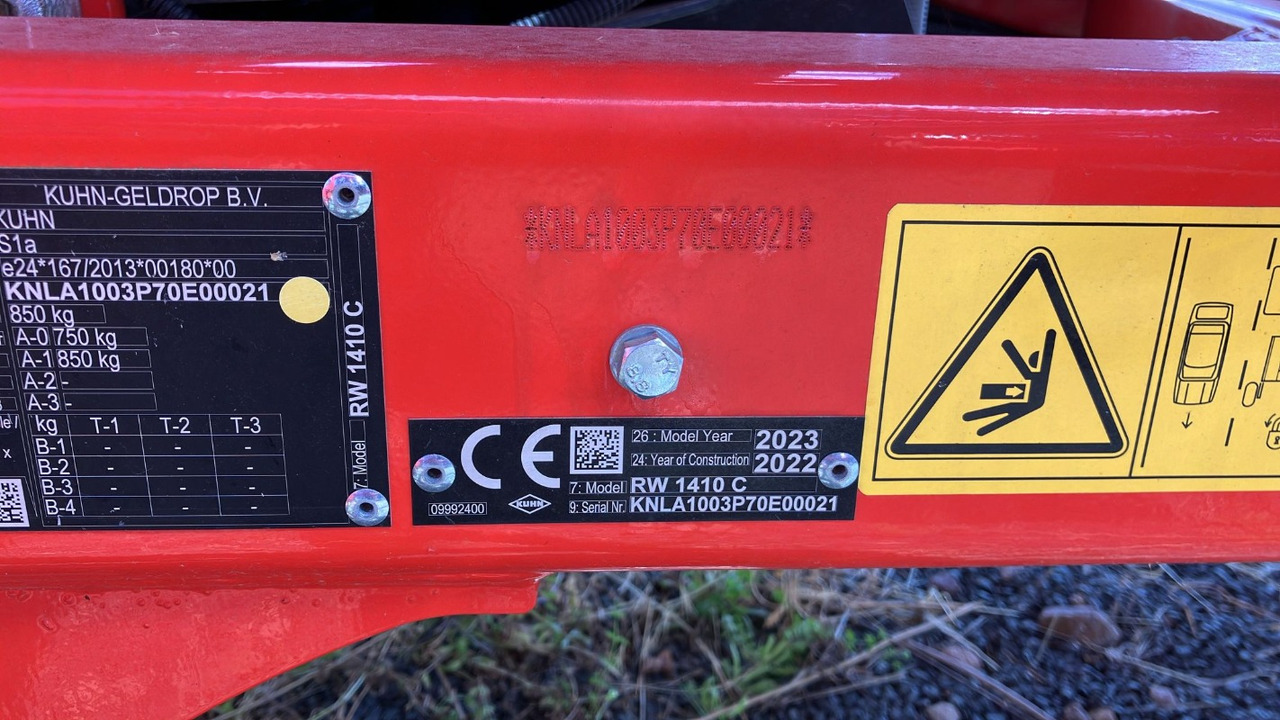 Kuhn RW 1410C - Bale wrapper: picture 4 Kuhn RW 1410C - Bale wrapper: picture 4
