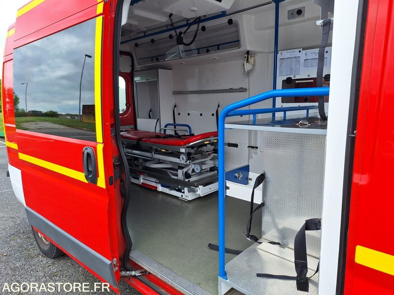 AMBULANCE FIAT / PICOT 2010 AJ-479 - Panel van: picture 4 AMBULANCE FIAT / PICOT 2010 AJ-479 - Panel van: picture 4
