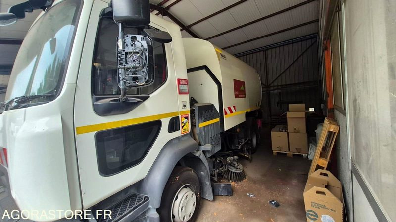 BALAYEUSE SEMAT ET CHASSIS RENAULT 2018 - 64104 - Road sweeper: picture 2 BALAYEUSE SEMAT ET CHASSIS RENAULT 2018 - 64104 - Road sweeper: picture 2
