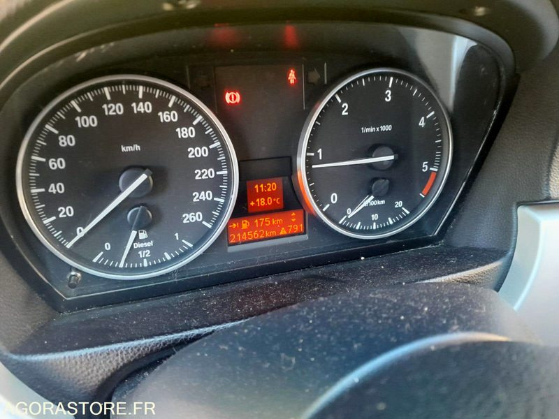 BMW 320 D TOURING - 2010 - 214562km - Station wagon: picture 2 BMW 320 D TOURING - 2010 - 214562km - Station wagon: picture 2