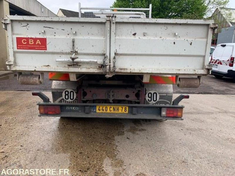 CAMION IVECO AMPLIROLL 65 E 13 TIPPER - 2003 - BON ETAT - Tipper: picture 4 CAMION IVECO AMPLIROLL 65 E 13 TIPPER - 2003 - BON ETAT - Tipper: picture 4