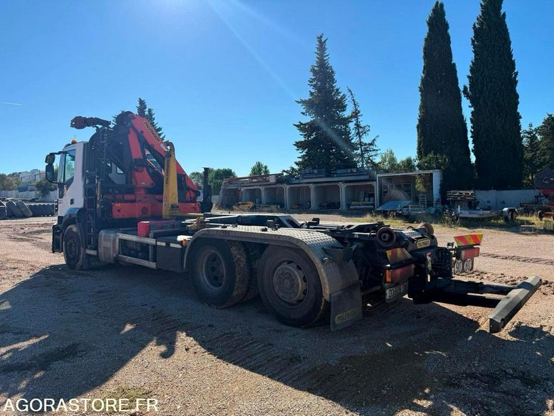 CAMION POLYBENNE GRUE IVECO MOTEUR HS - 390000km - 2014 - Hook lift truck: picture 3 CAMION POLYBENNE GRUE IVECO MOTEUR HS - 390000km - 2014 - Hook lift truck: picture 3