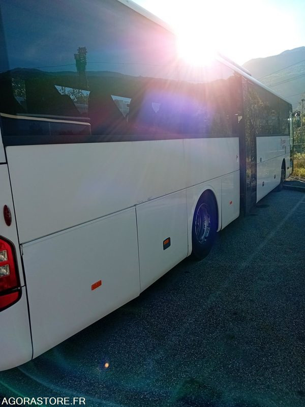 CAR MERCEDES INTOURO N°11427 MEC2009 492000KM AH-256-VW - School bus: picture 5 CAR MERCEDES INTOURO N°11427 MEC2009 492000KM AH-256-VW - School bus: picture 5