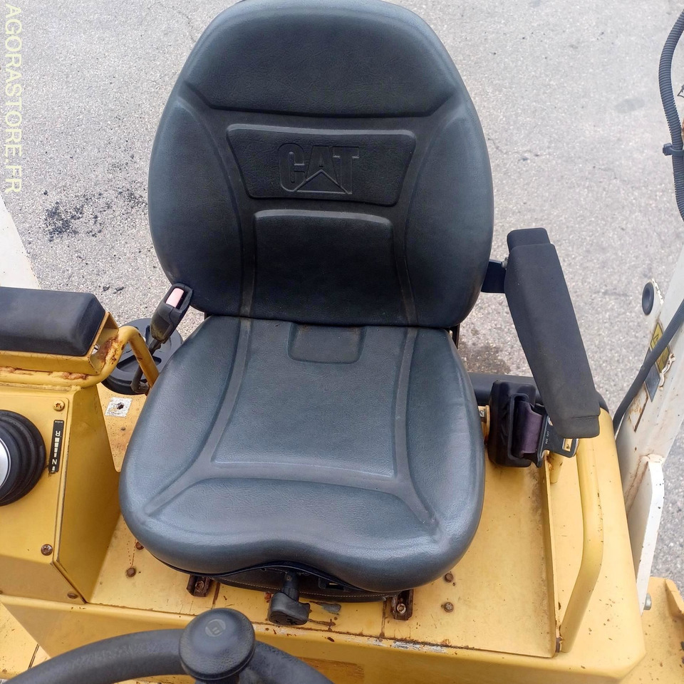 CATERP - CB 224 E - 2008 - 3307h (D8301059) - Road roller: picture 5 CATERP - CB 224 E - 2008 - 3307h (D8301059) - Road roller: picture 5